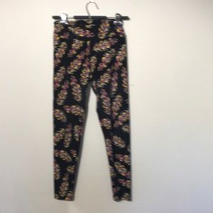 Cute LuLaRoe leggings.